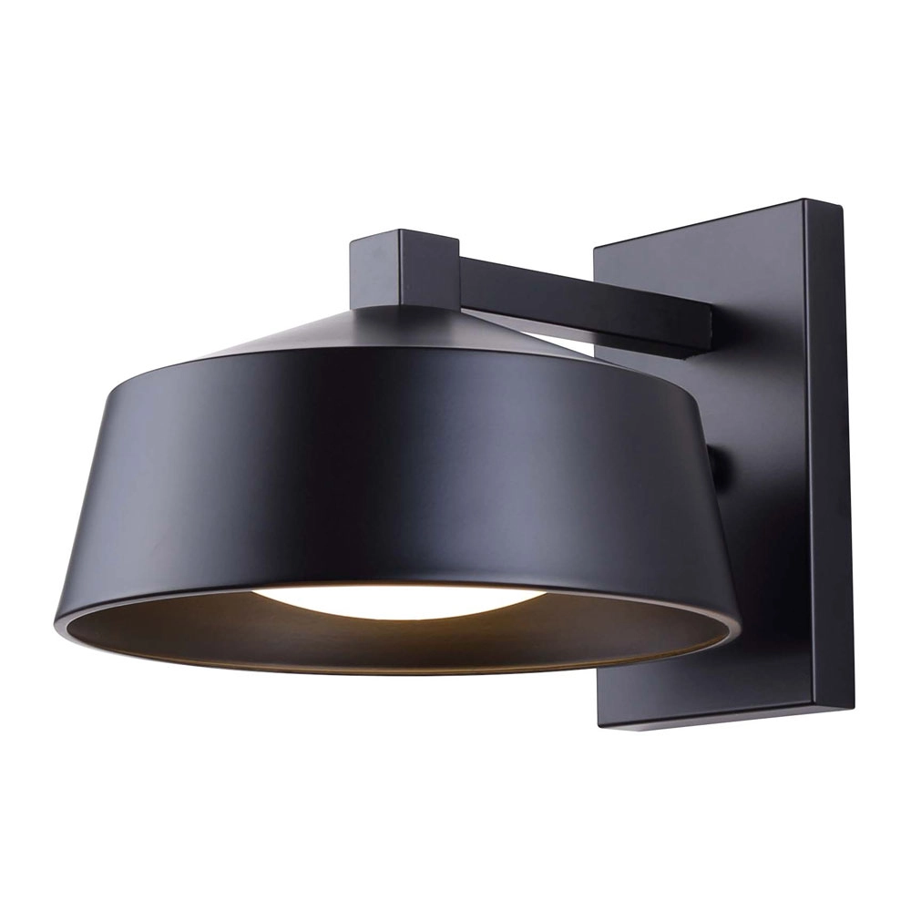 CRUE LED Outdoor Light